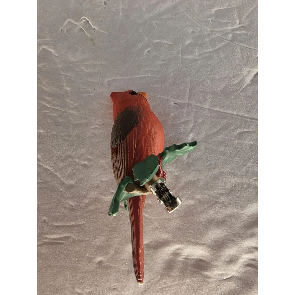 Hallmark Keepsake 1996 Regal Cardinal Clip-On Ornament QX6204 w/ Original Box